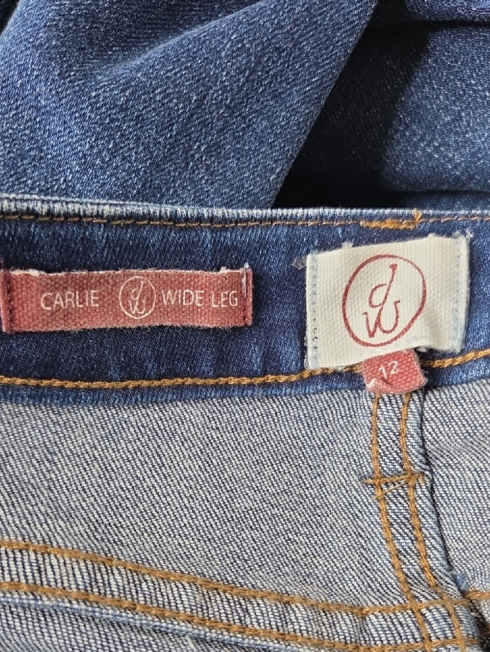 Driftwood Carlie Wide Leg Embroidered Retro Flower Womens Denim Jeans Size 12NWT - Picture 5 of 12